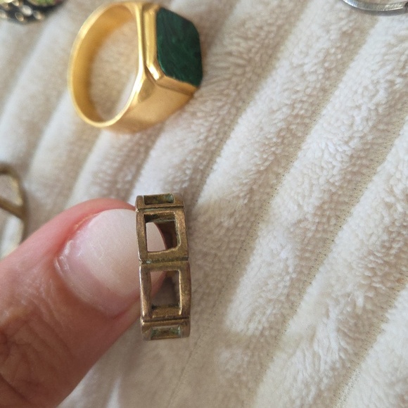 Lot Rings - Picture 7 of 8